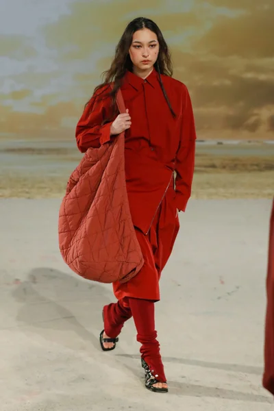 Look 42